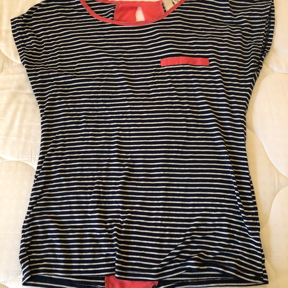 Blue/pink strip shirt